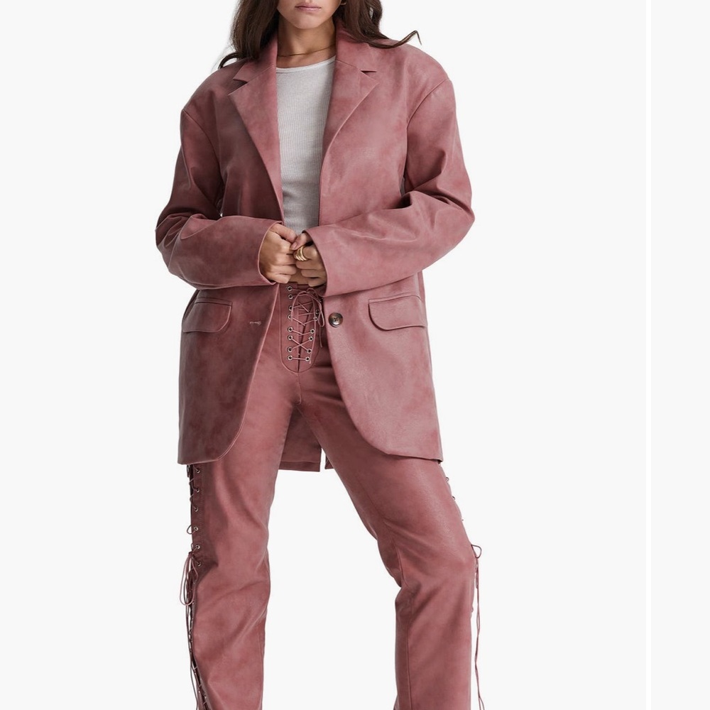 House of CB Over size Blazer - Picture 2 of 6